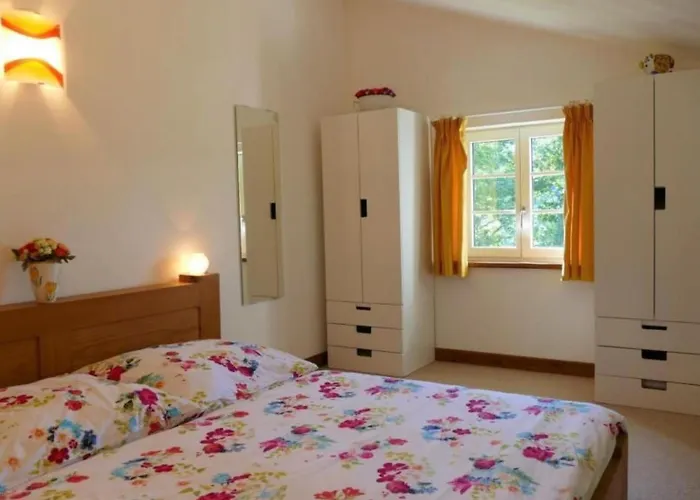 Lejlighed Mondarrain By Interhome Louhossoa